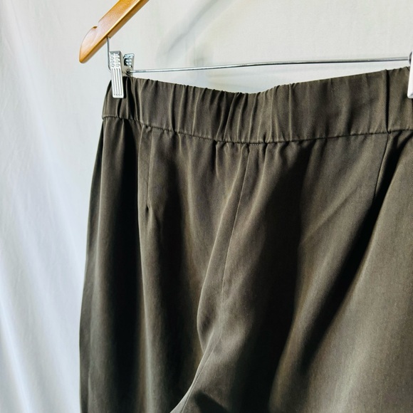 Eileen Fisher Army Green Ankle Zip Jogger Pants - Picture 7 of 11